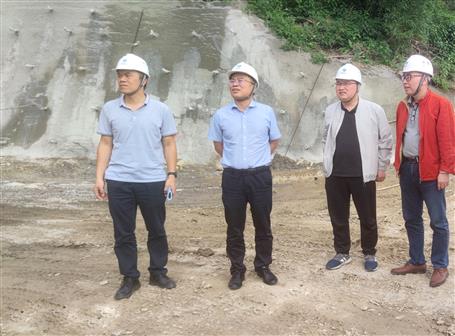 廖立波到桂東分公司項目調(diào)研指導