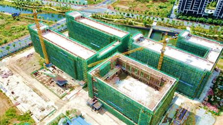 【奮戰(zhàn)三季度 打贏攻堅戰(zhàn)】柳州市明德小學(xué)2#、3#教學(xué)樓主體結(jié)構(gòu)通過驗收